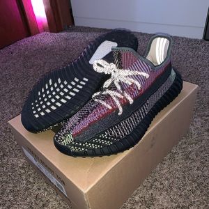 YEEZY 350 V2 “YECHIEL” SIZE 11.5